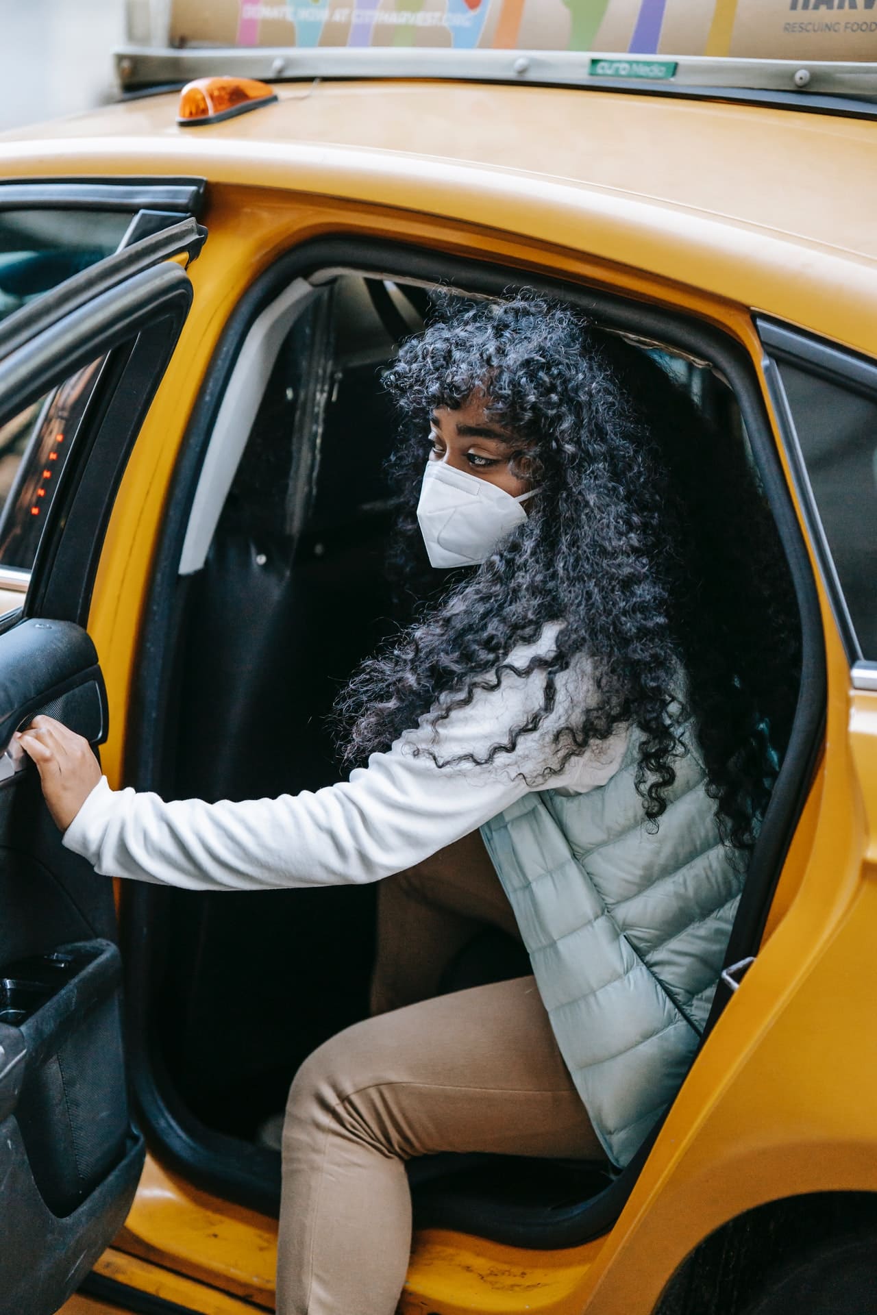 Would You Take A Taxi At JFK Airport Or Hire A Private Transfer Instead